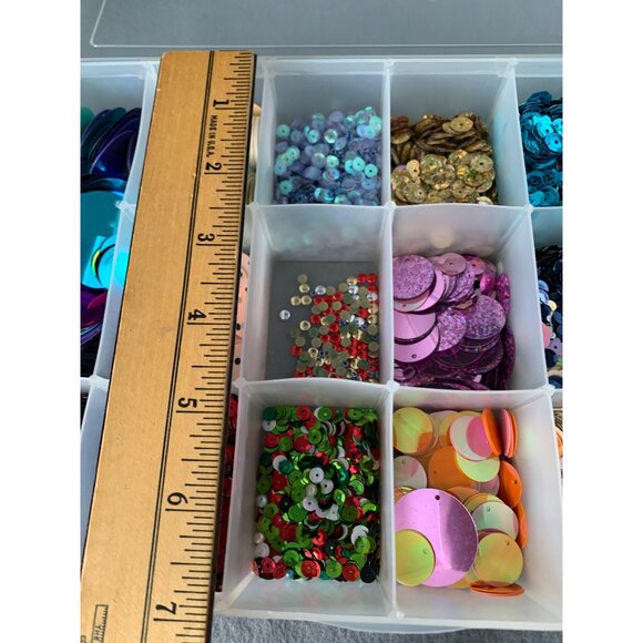 Mixed Sequin Set In Storage Box For Crafting & Decoration Projects - Picture 9 of 11